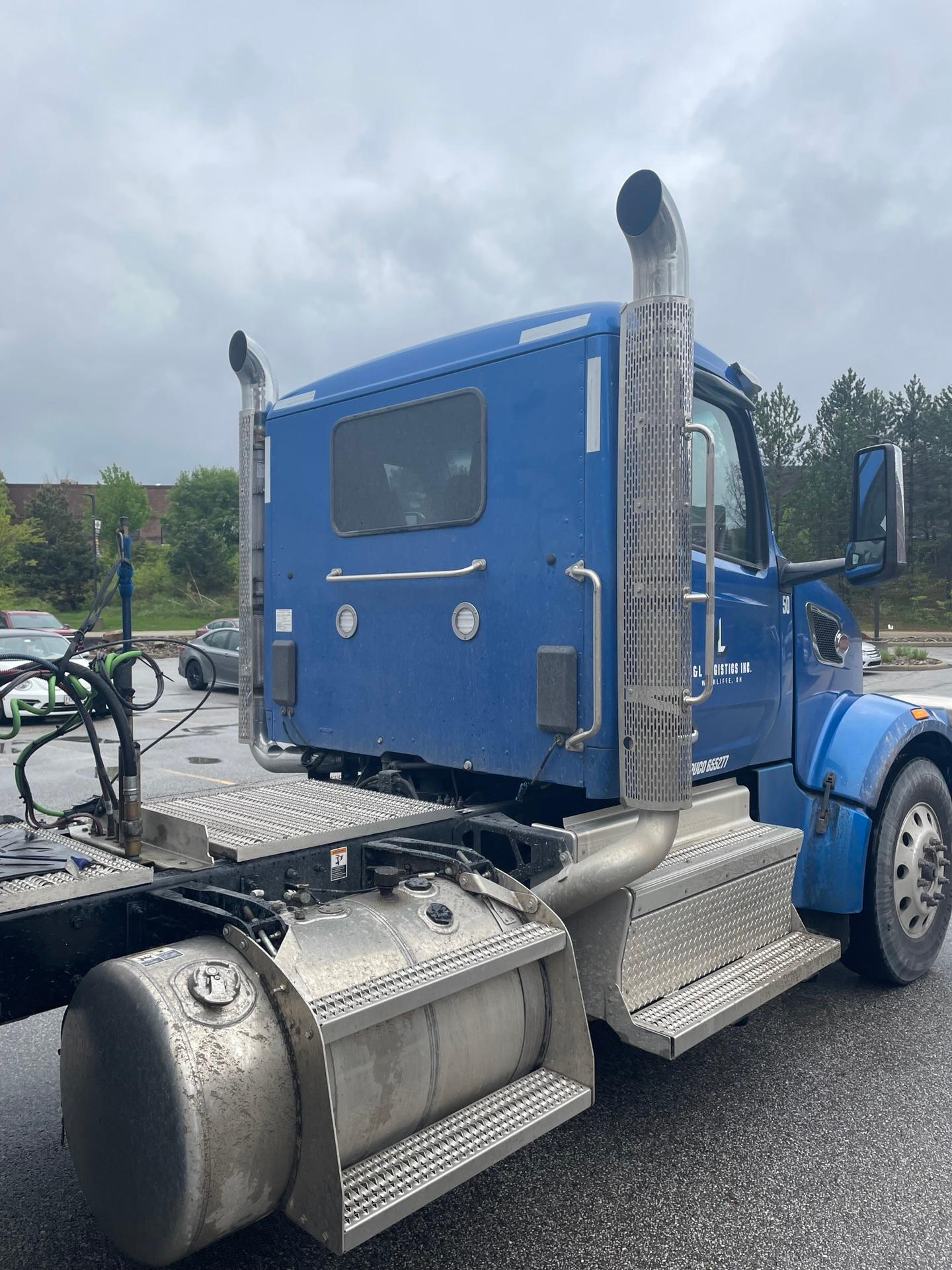 2025 Peterbilt 567 in Broadview Hts, OH — photo 5