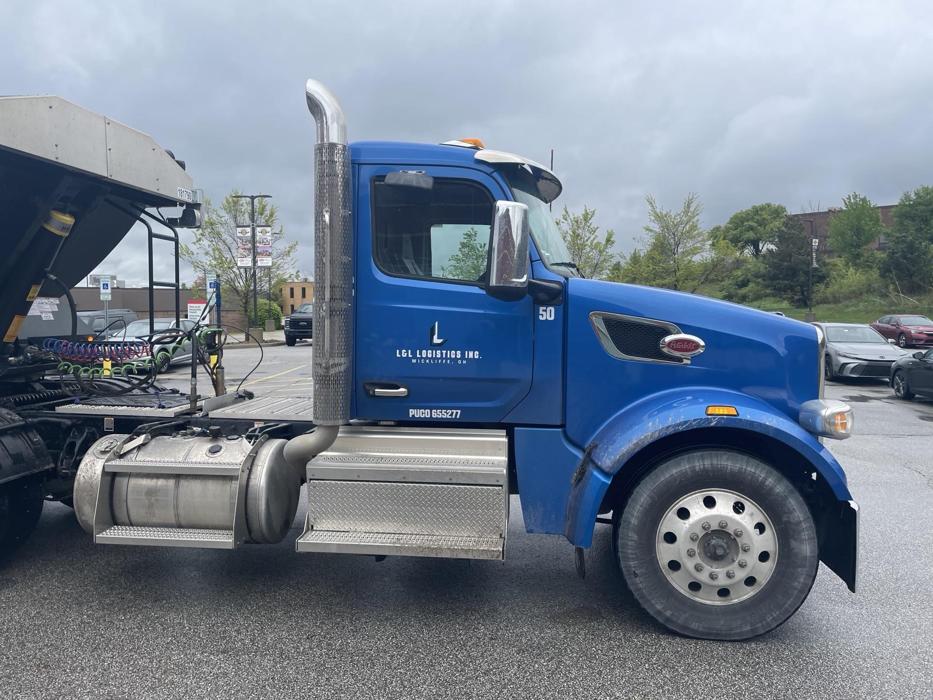 2025 Peterbilt 567 in Broadview Hts, OH — photo 4
