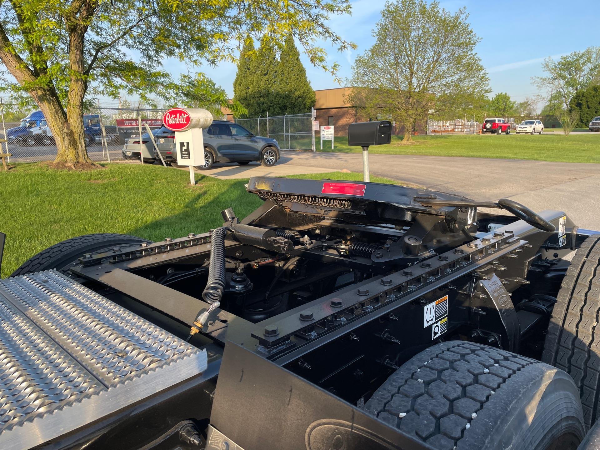 2024 Peterbilt 567 in Columbus, OH — photo 10