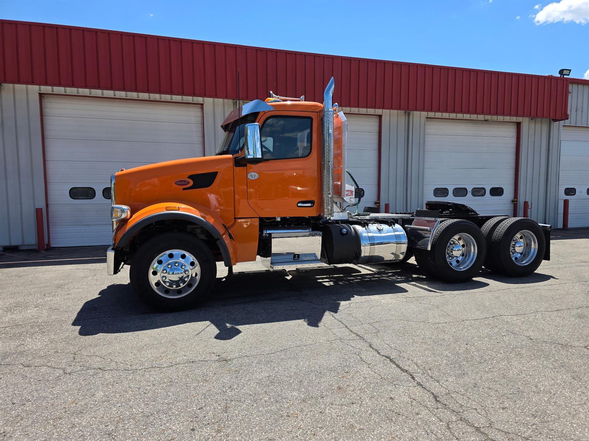 2024 Peterbilt 567 in Columbus, OH — photo 3