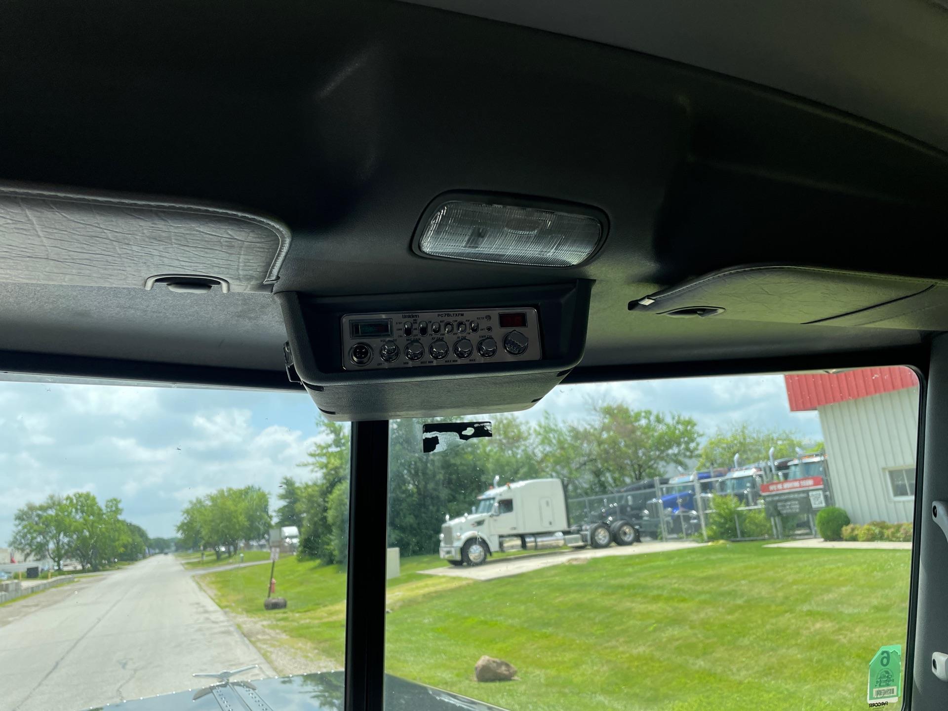 2023 Peterbilt 389 in Columbus, OH — photo 14