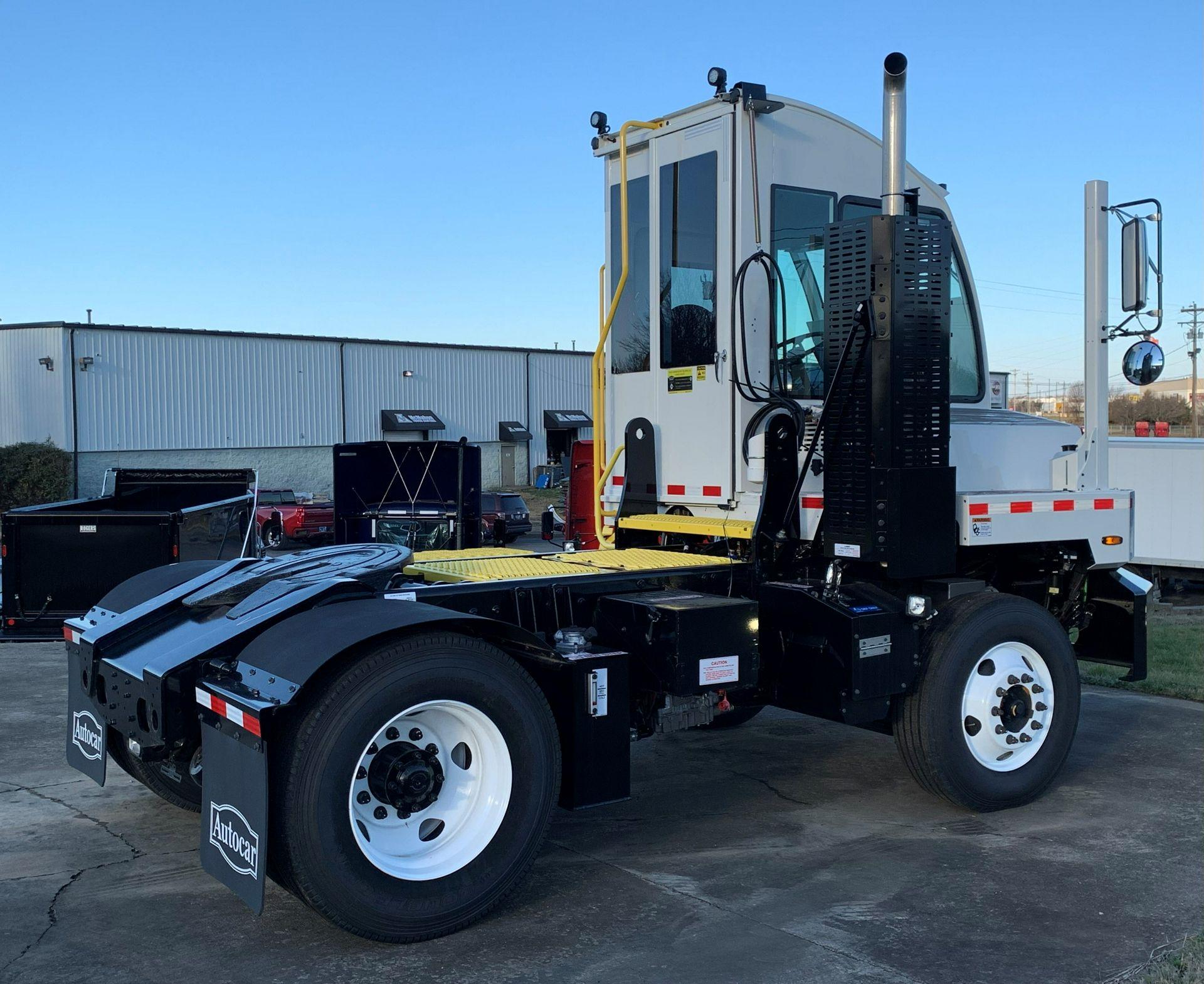 2027 Autocar in La Vergne, TN — photo 2