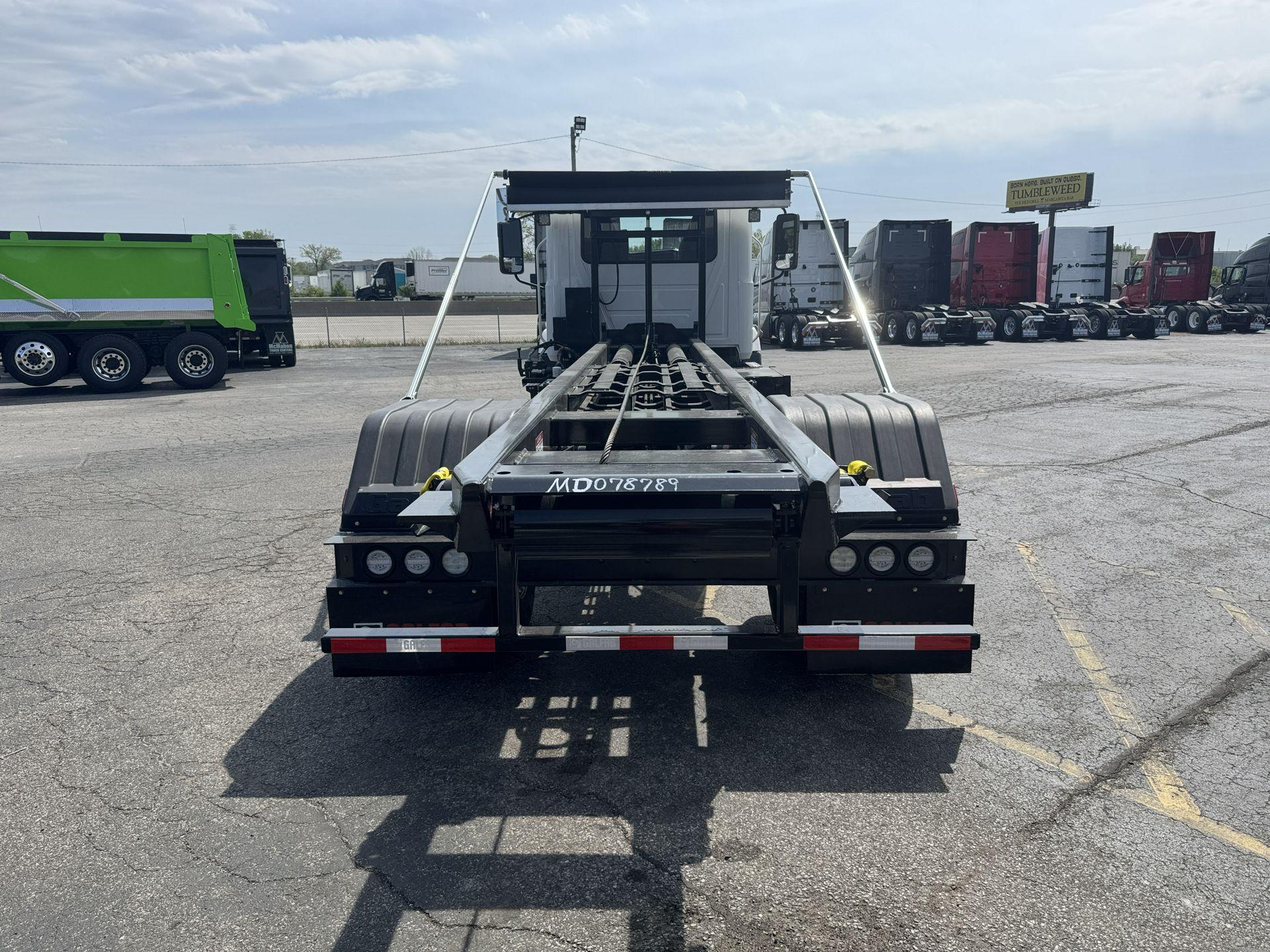 2026 Mack MD in Clarksville, IN — photo 3