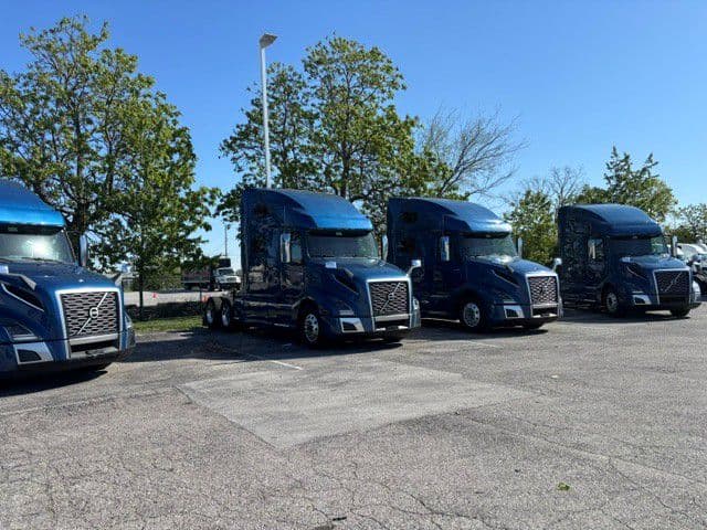 2023 Volvo VNL 760
