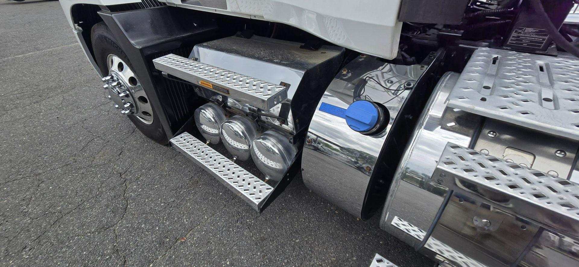 2022 Mack Anthem in Charlotte, NC — photo 11
