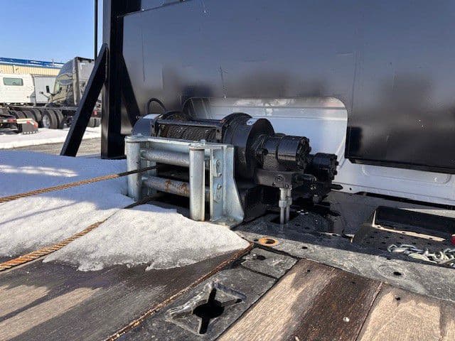2025 Mack in London, OH — photo 13