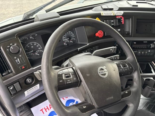 2020 Volvo in La Vergne, TN — photo 9