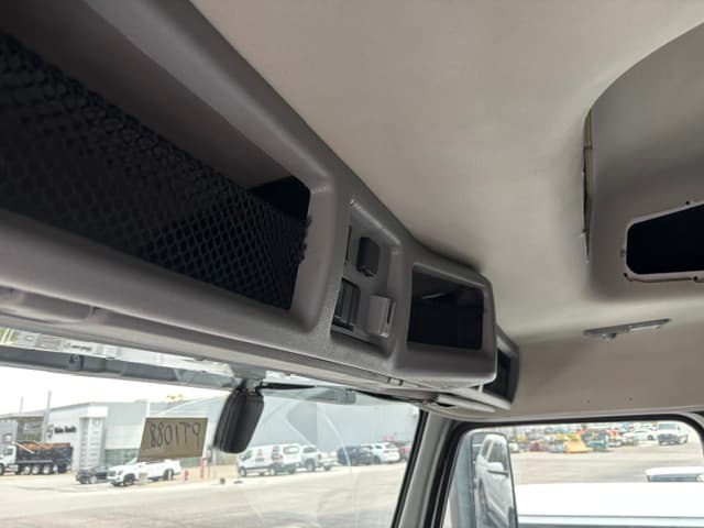 2020 Volvo in La Vergne, TN — photo 10