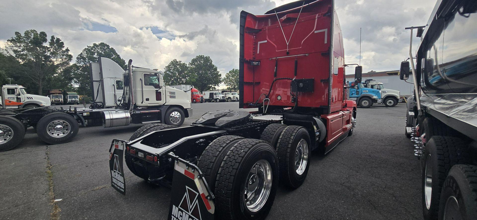 2024 Mack Anthem in Charlotte, NC — photo 3