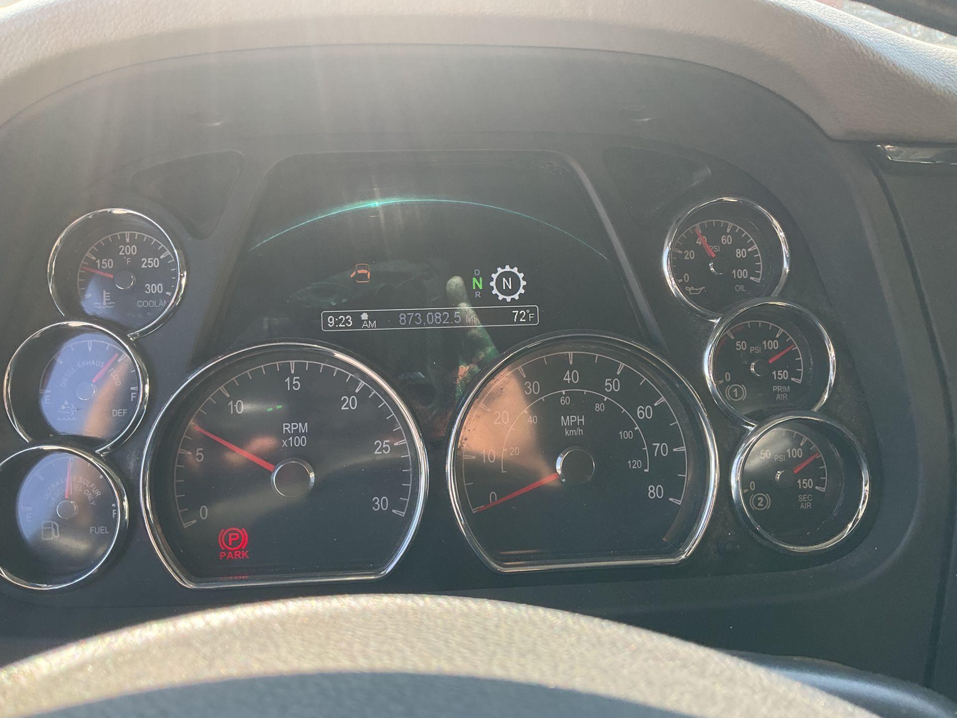2019 Peterbilt 579 in Clarksville, IN — photo 14