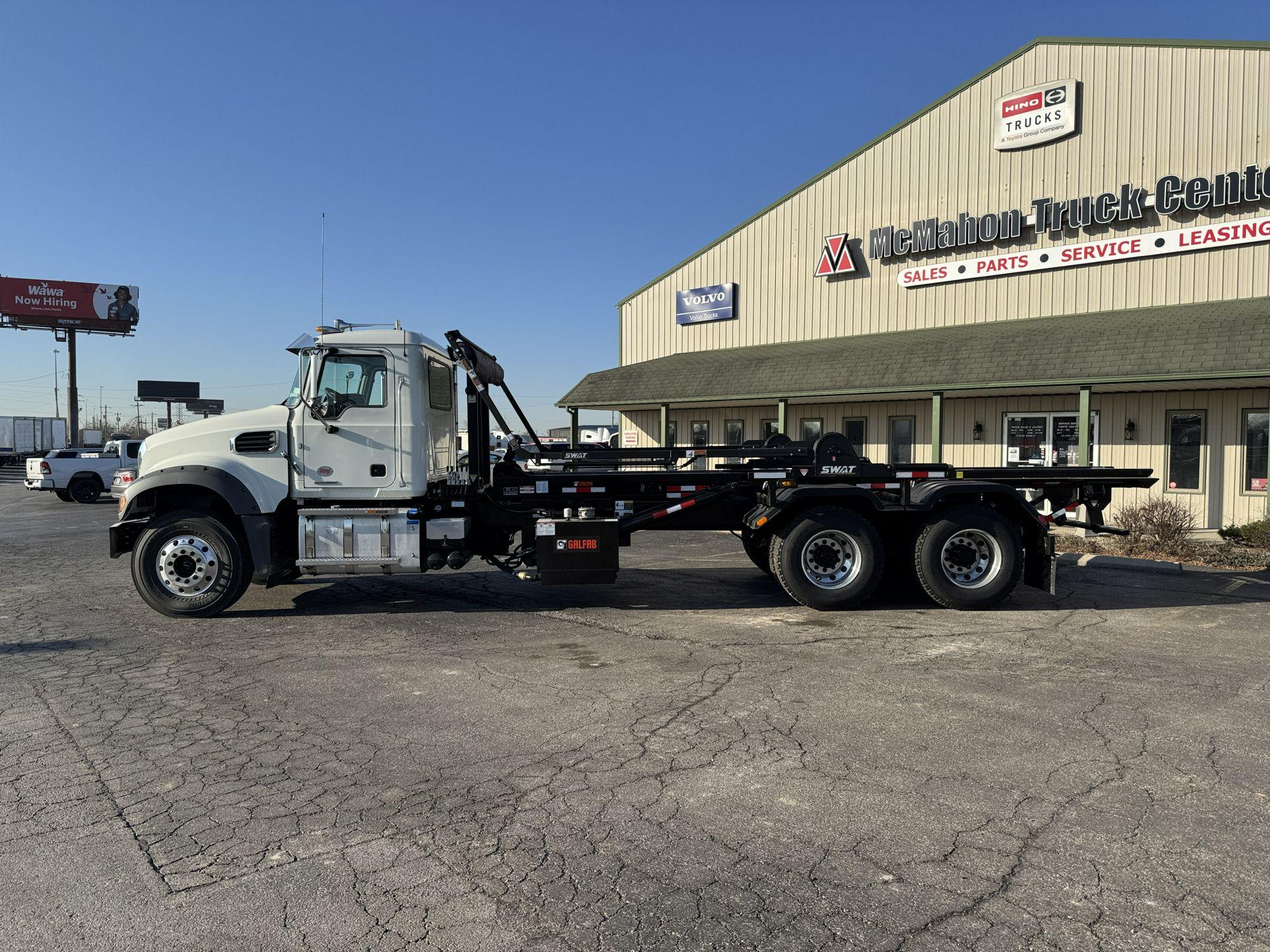 2026 Mack Granite in Clarksville, IN — photo 2