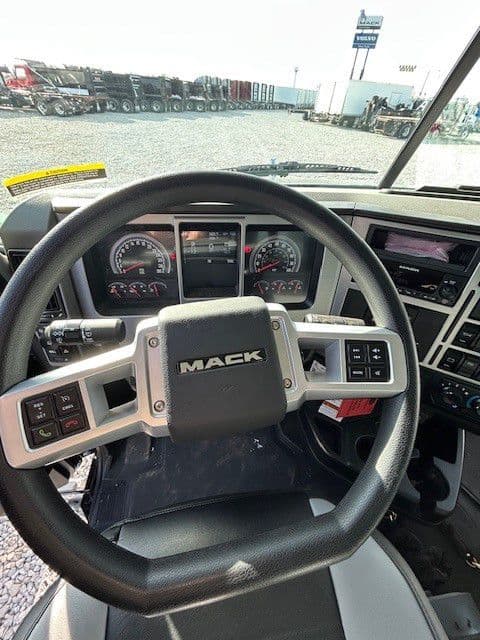 2026 Mack Granite in London, OH — photo 5