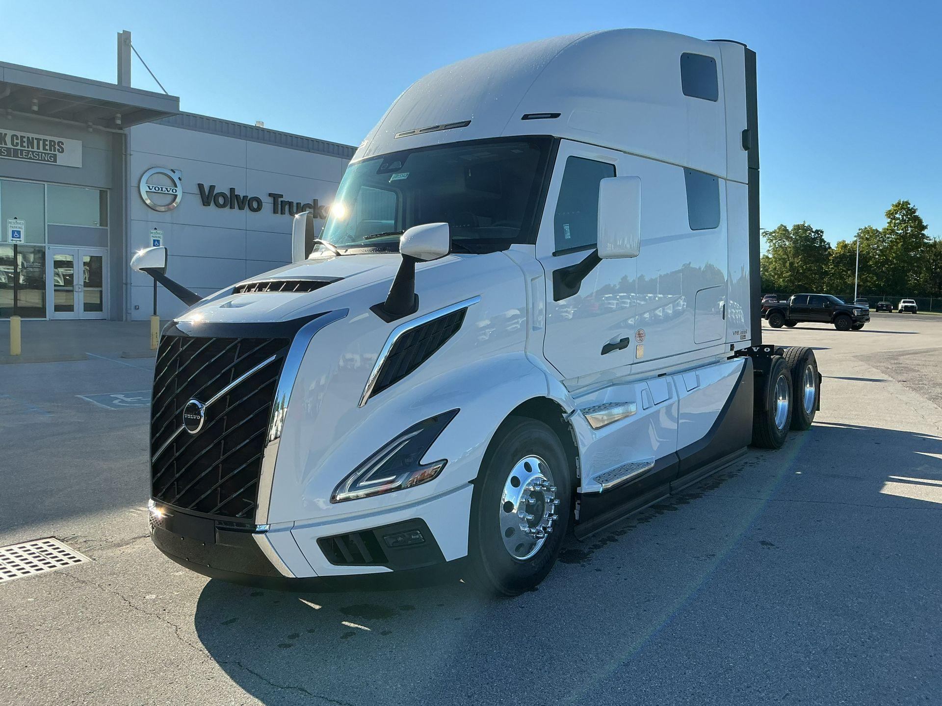 2026 Volvo VNL 860