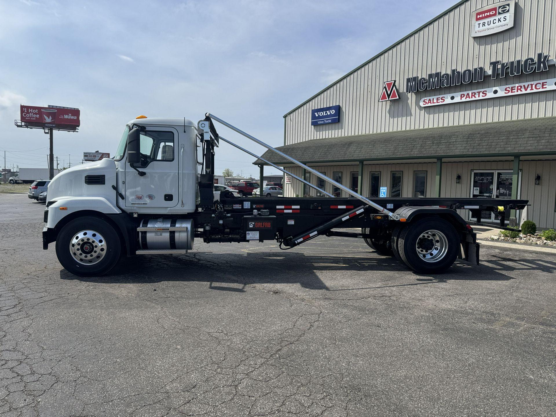 2026 Mack MD in Clarksville, IN — photo 2