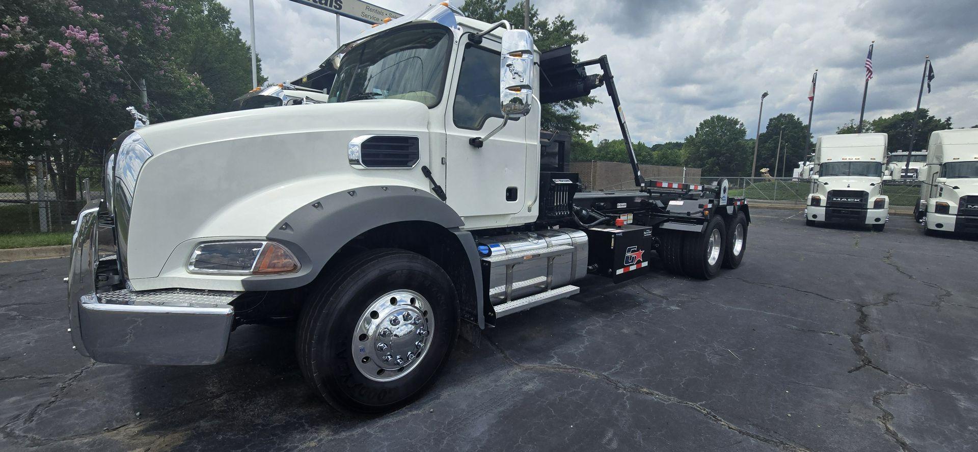 2025 Mack Granite