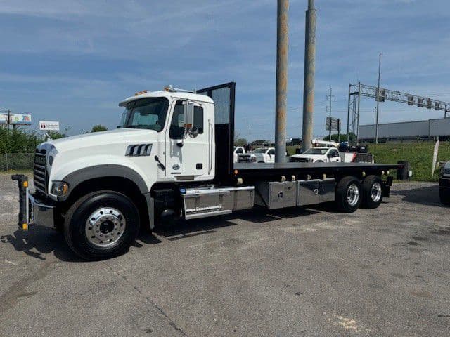 2020 Mack Granite