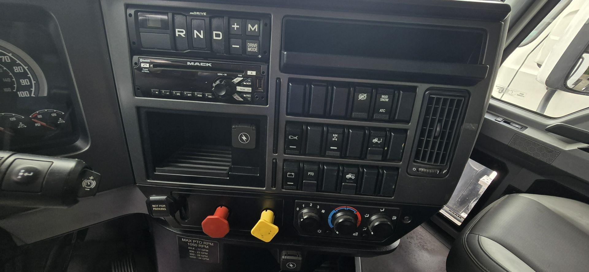 2022 Mack Anthem in Charlotte, NC — photo 21
