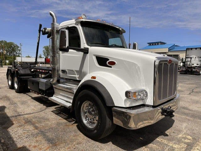 2025 Peterbilt 567 in London, OH — photo 3