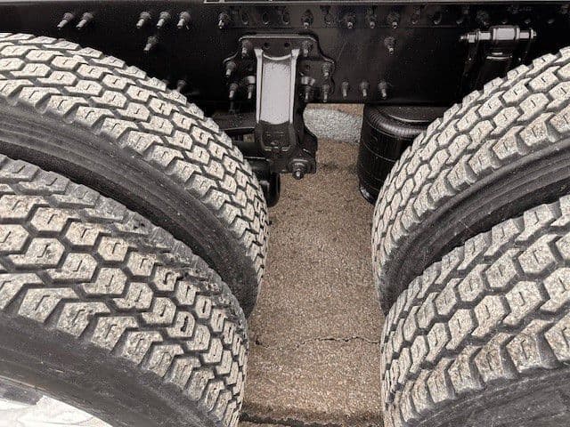 2024 Volvo VNL 860 in London, OH — photo 22