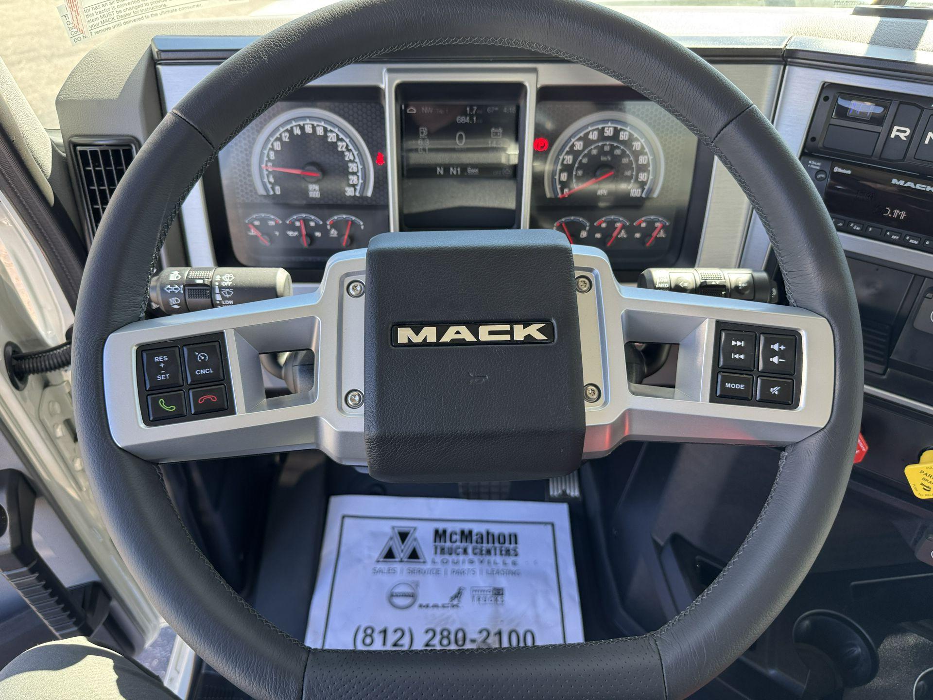 2026 Mack Pinnacle in Clarksville, IN — photo 8