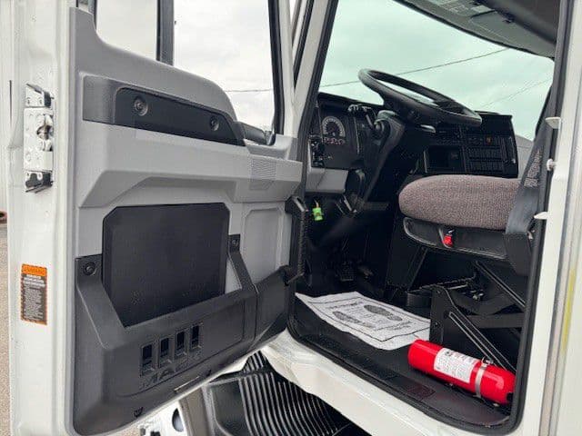 2023 Mack MD in London, OH — photo 14
