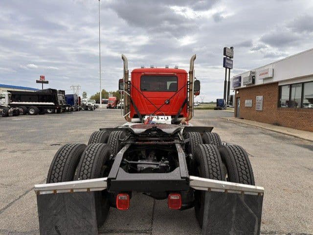 2018 Mack Pinnacle in London, OH — photo 6