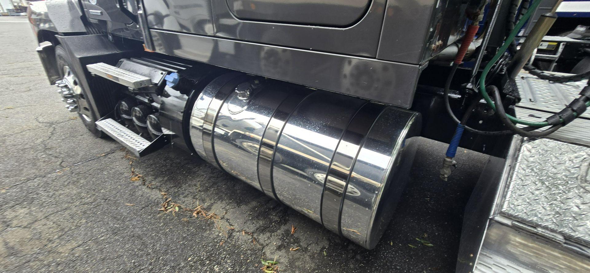 2020 Mack Anthem in Charlotte, NC — photo 5