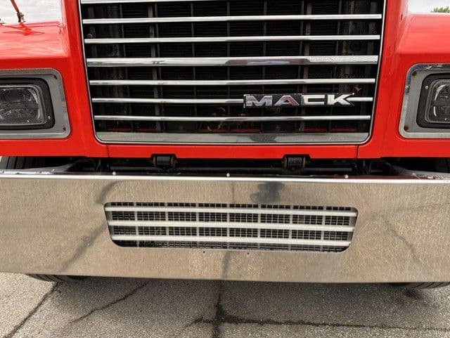 2018 Mack Pinnacle in London, OH — photo 23