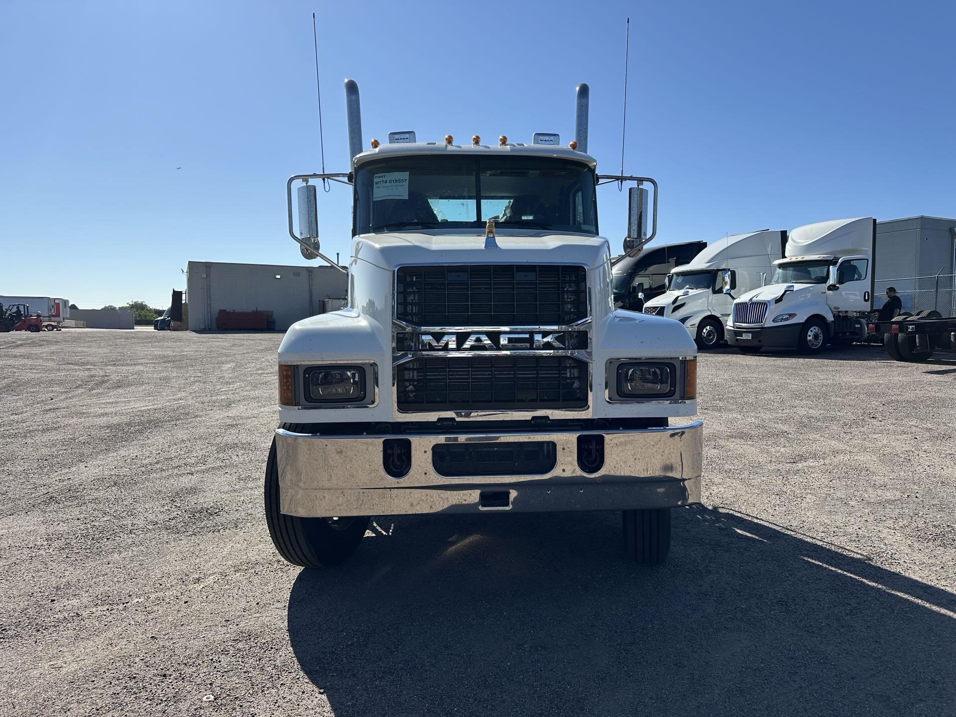 2026 Mack Pinnacle in Fruita, CO — photo 3