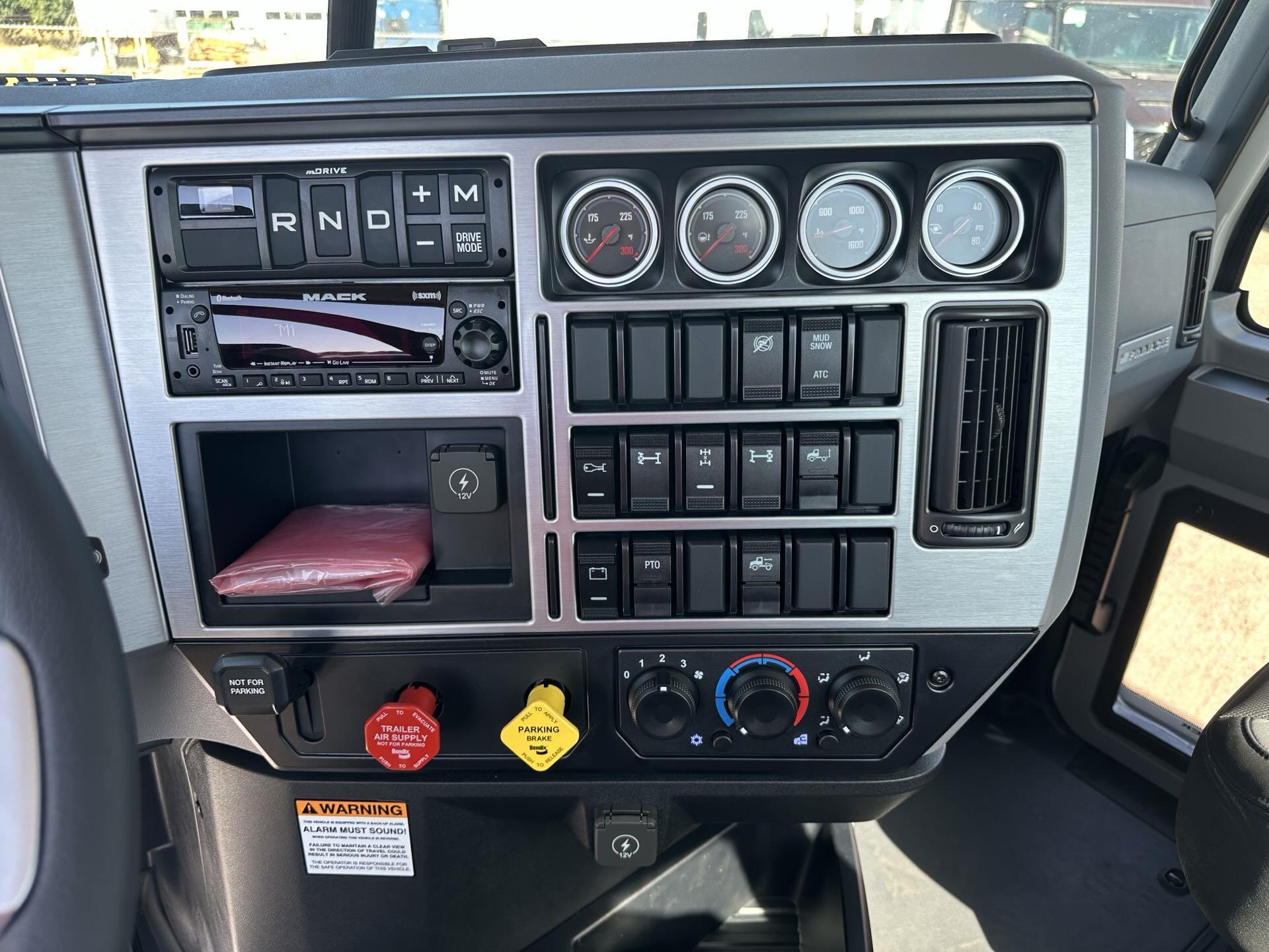 2026 Mack Pinnacle in Fruita, CO — photo 8