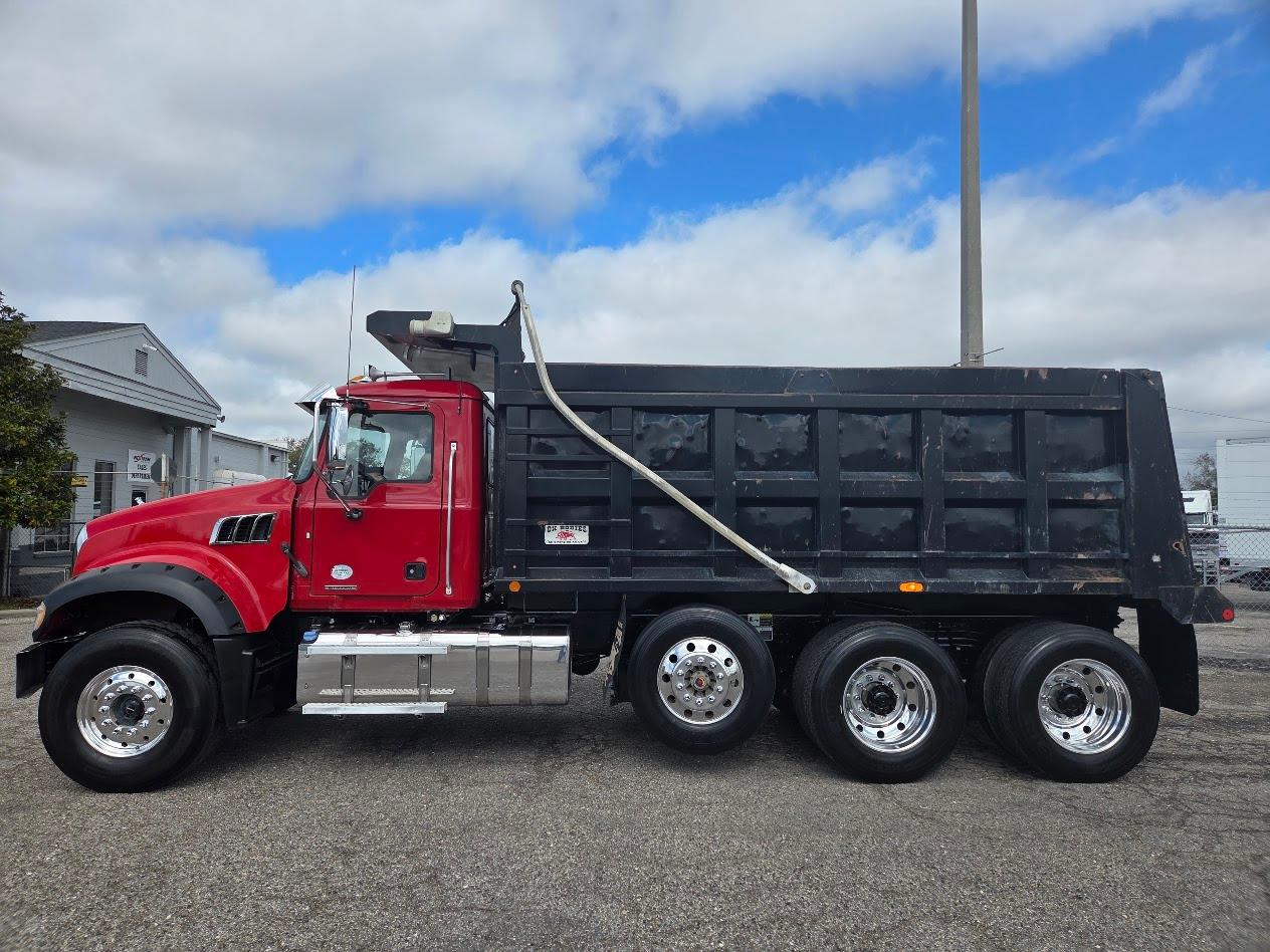 2019 Mack Granite in Quincy, IL — photo 3