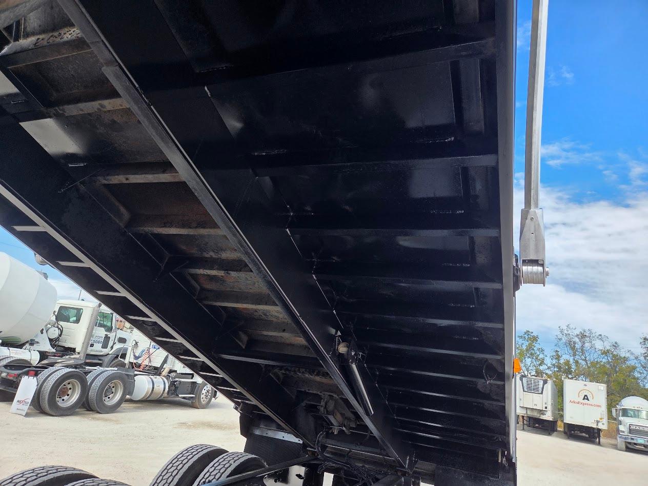 2019 Mack Granite in Tampa, FL — photo 11