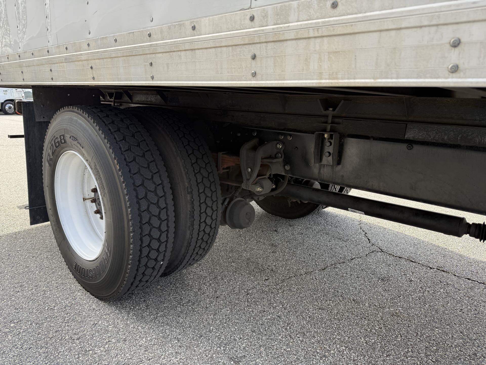 2021 Hino 268 in Duluth, GA — photo 9
