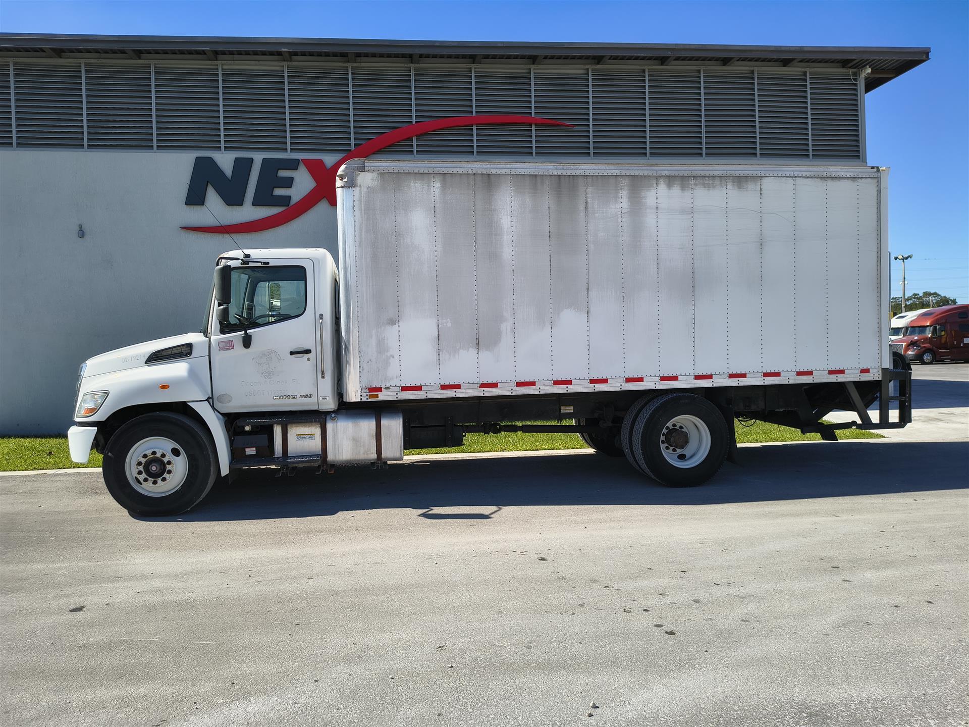 2019 Hino 268 in Fort Lauderdale, FL — photo 5