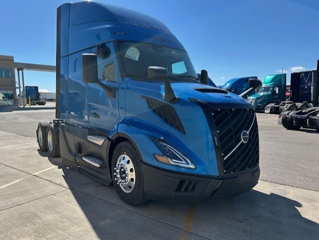 2026 Volvo in Commerce City, CO — photo 4