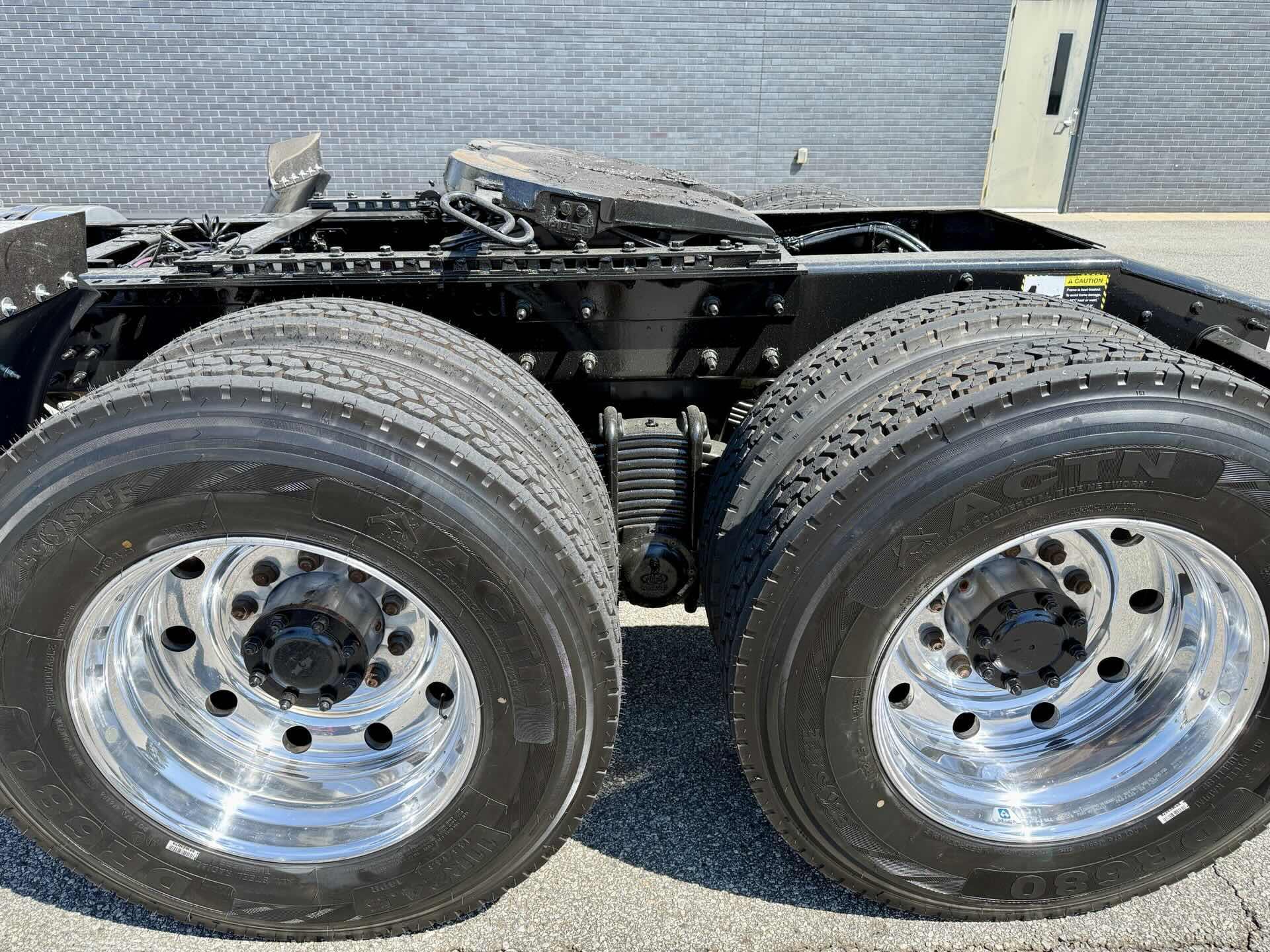 2020 Mack Anthem in Lake City, FL — photo 3