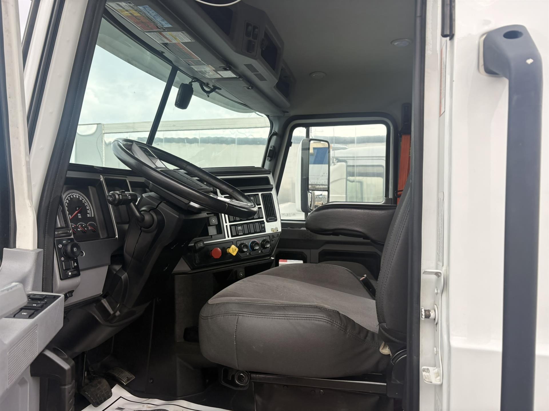 2022 Mack Anthem in Macon, GA — photo 5