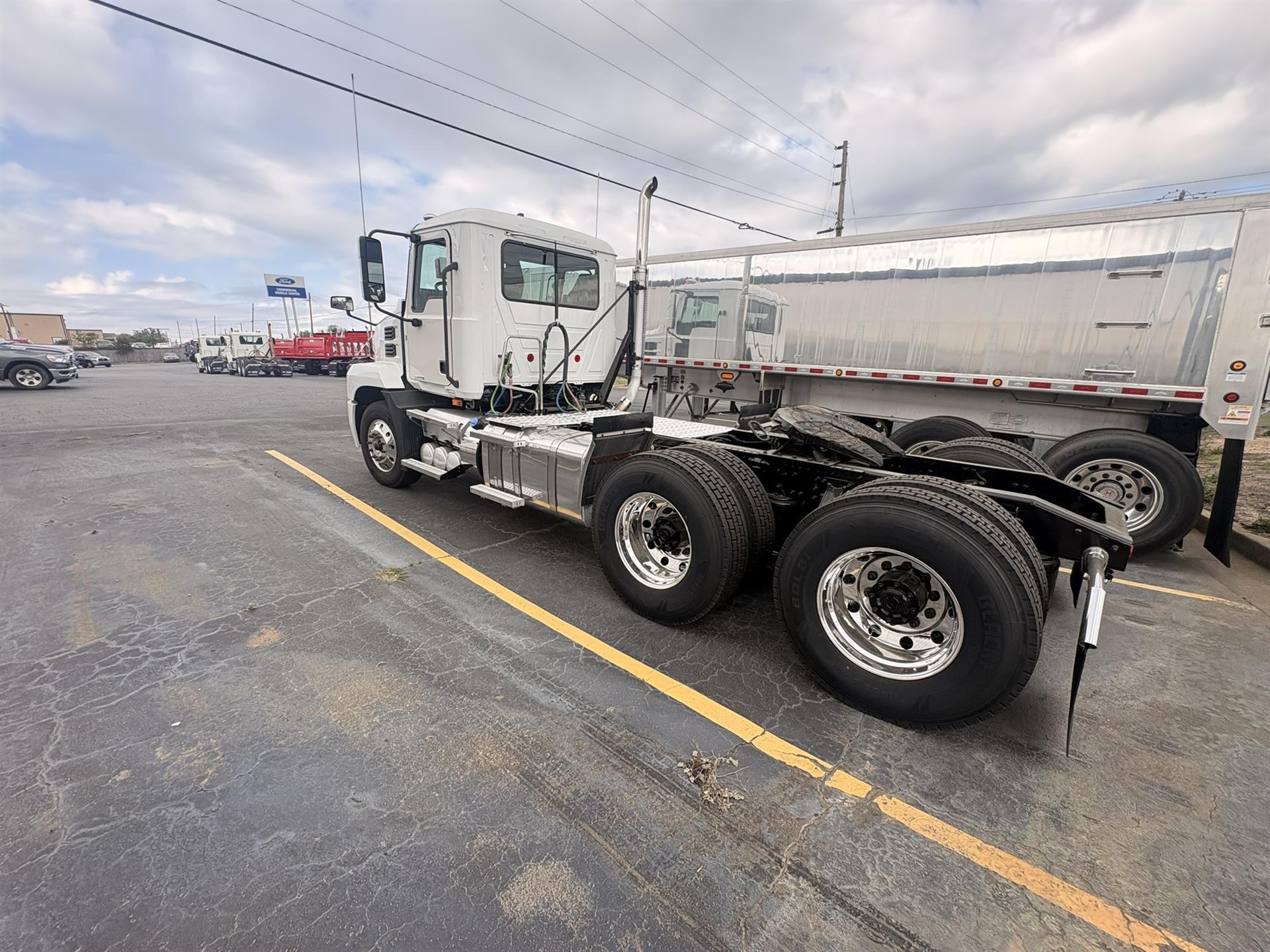 2022 Mack Anthem in Macon, GA — photo 3