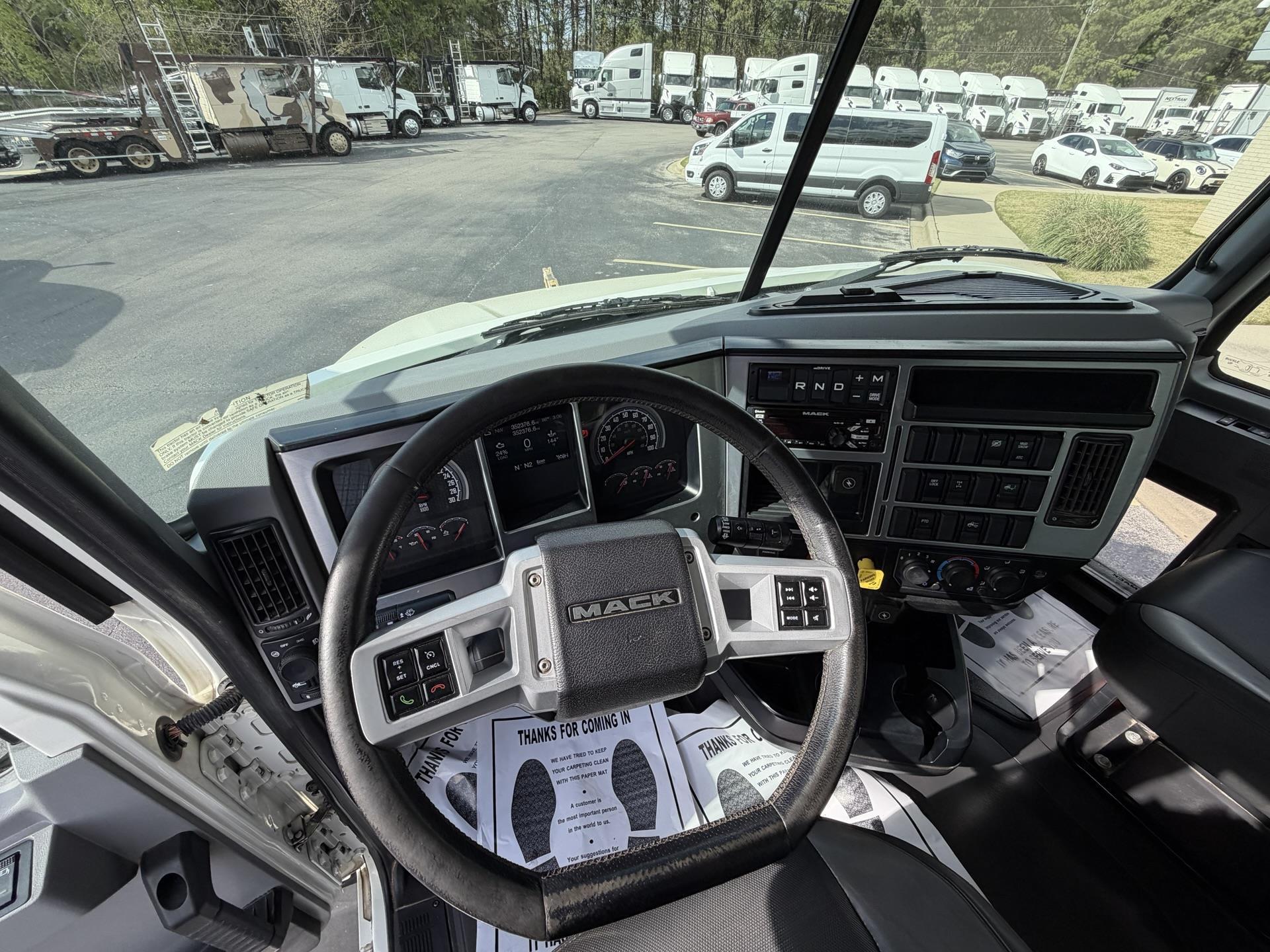 2021 Mack Anthem in Fultondale, AL — photo 14