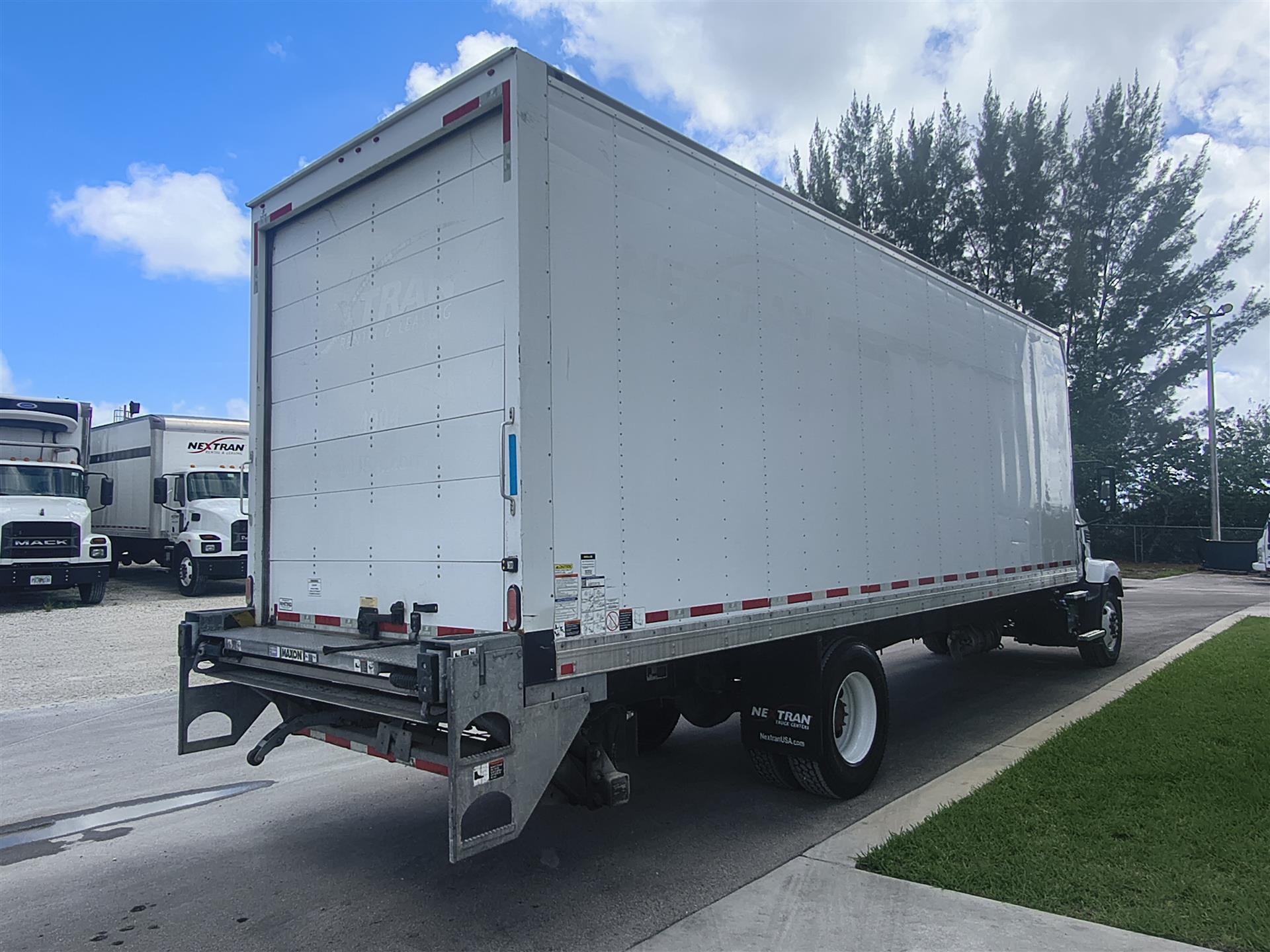 2022 Mack in Fort Lauderdale, FL — photo 4