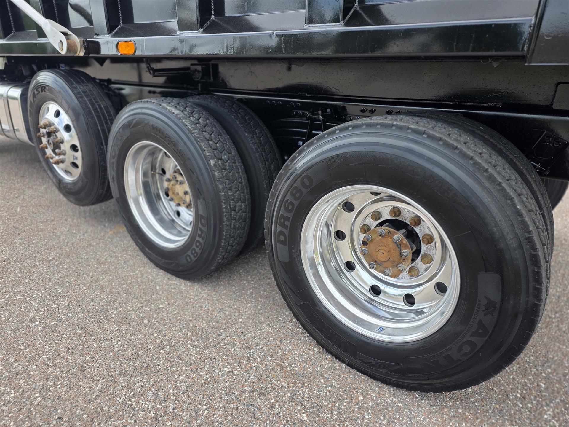 2020 Mack Granite in Winter Haven, FL — photo 18