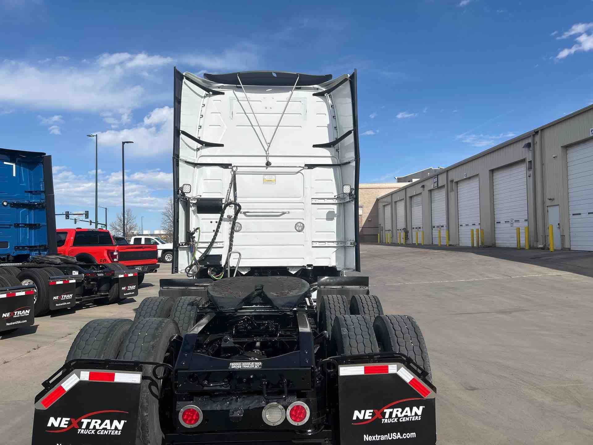 2022 Volvo in Commerce City, CO — photo 4