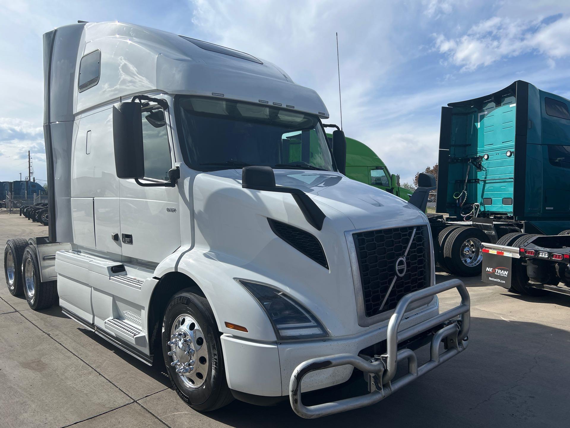 2022 Volvo in Commerce City, CO — photo 5