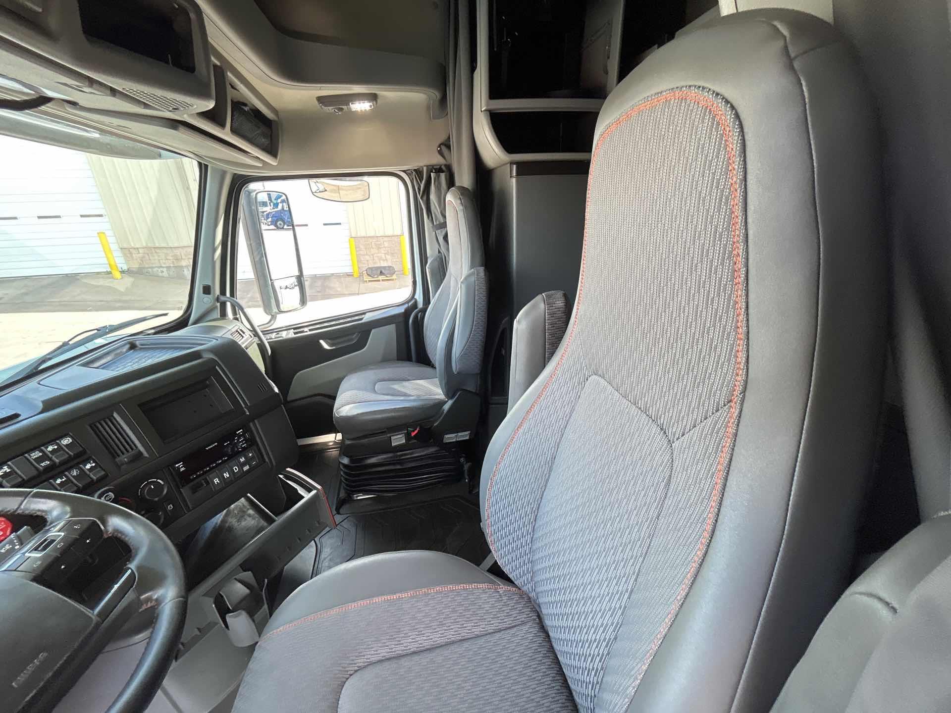 2022 Volvo in Commerce City, CO — photo 11