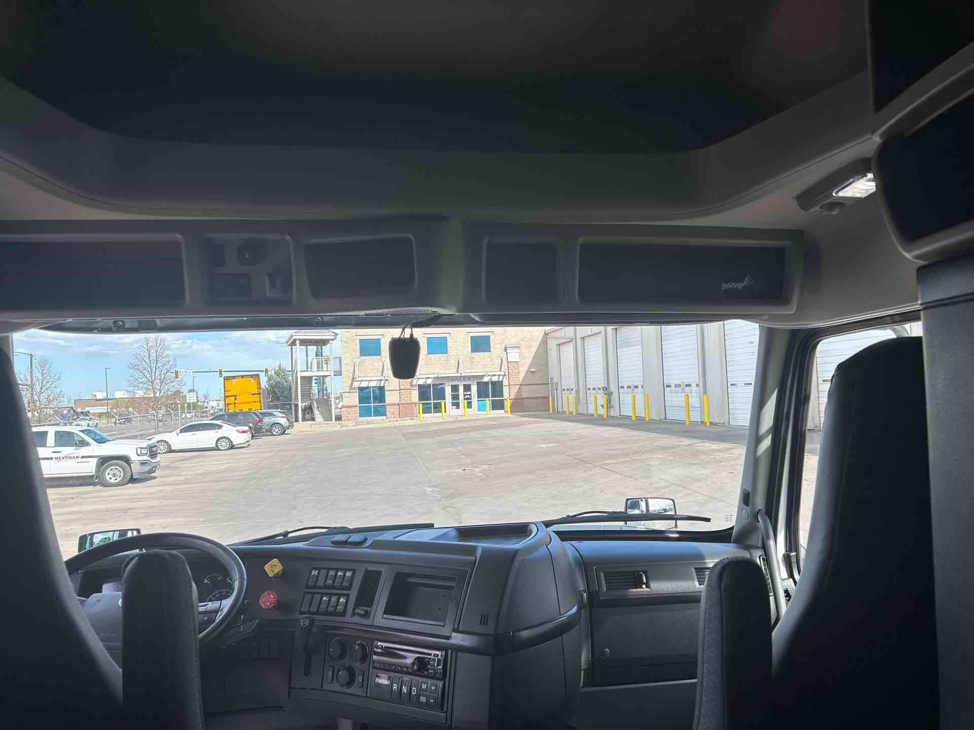 2022 Volvo in Commerce City, CO — photo 14