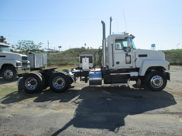 2021 Mack Pinnacle in Macon, GA — photo 4