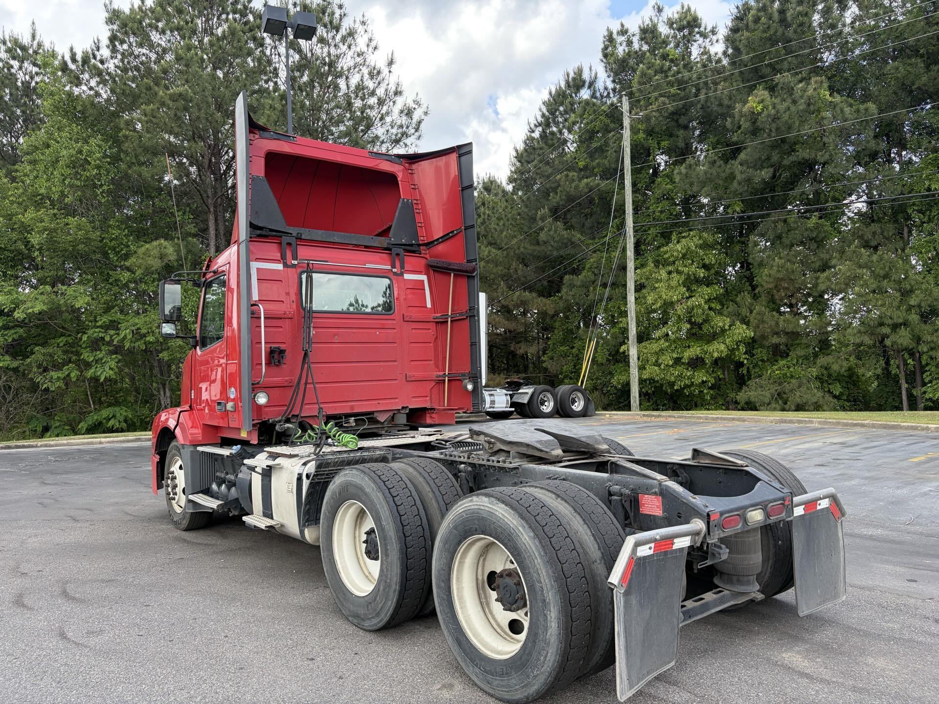 2016 Volvo in Fultondale, AL — photo 5