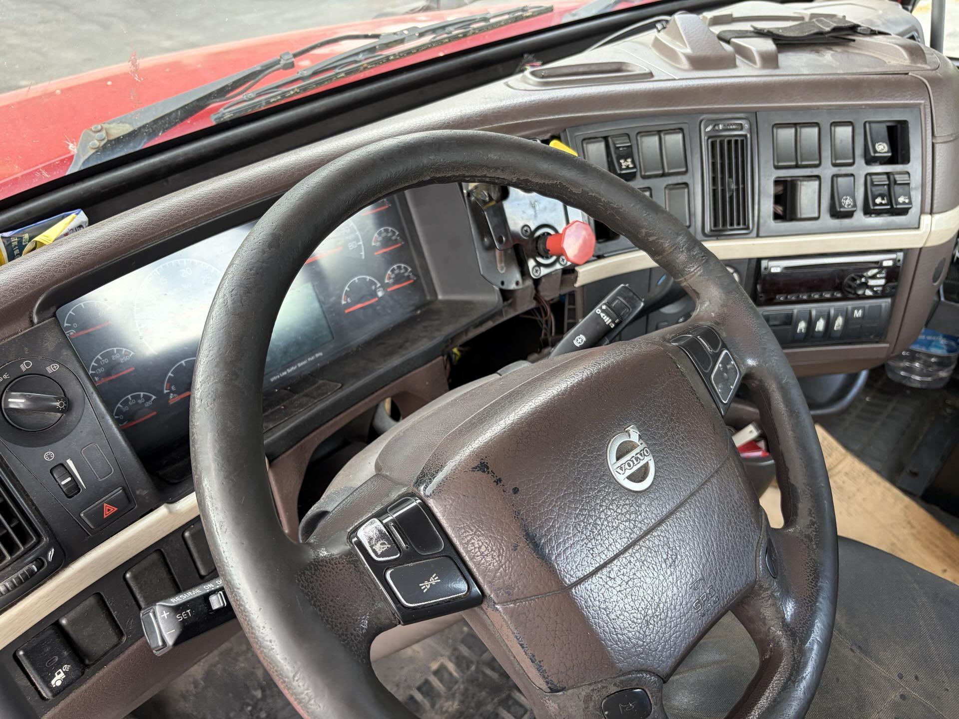 2016 Volvo in Fultondale, AL — photo 9