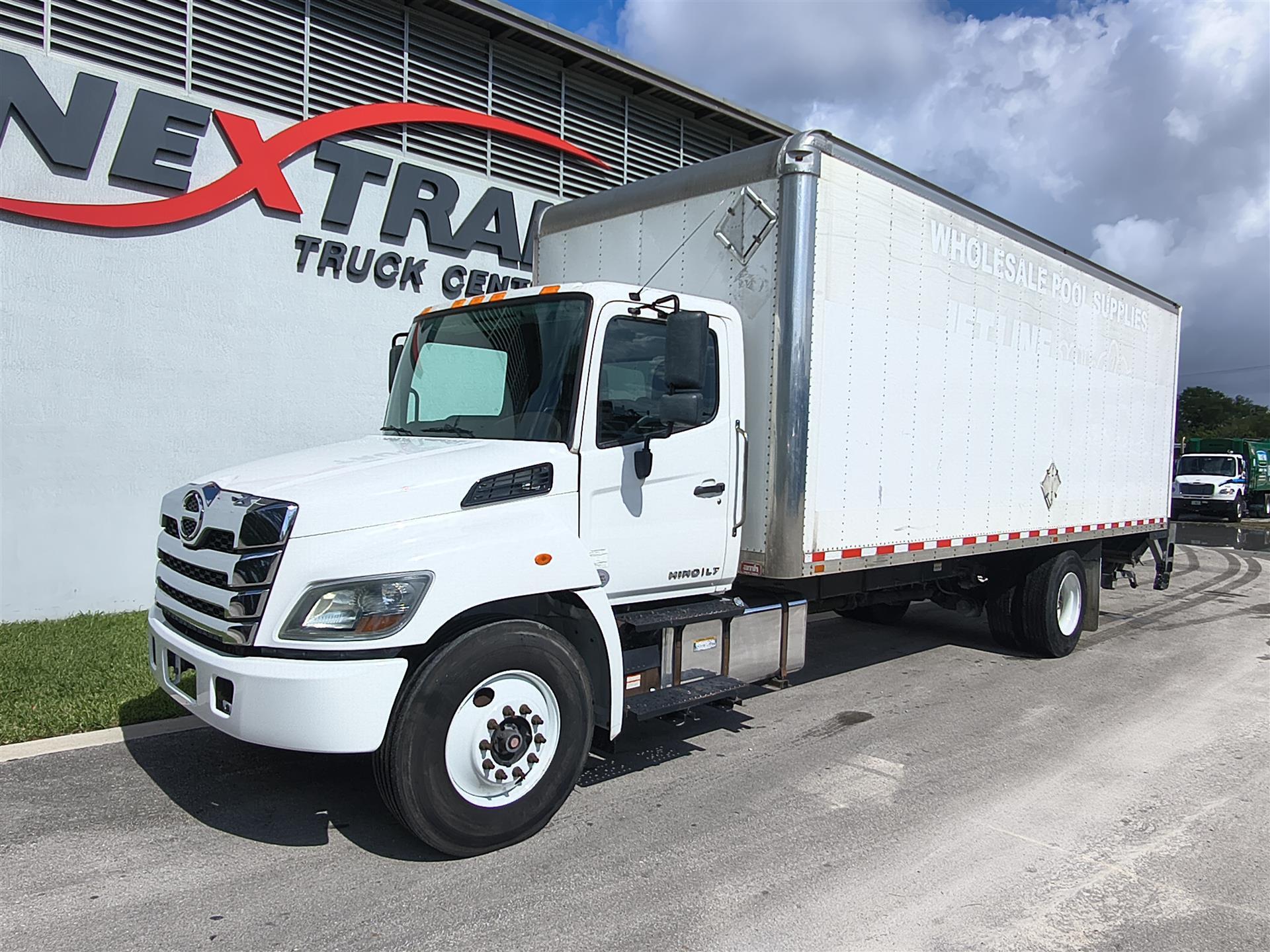 2021 Hino 338