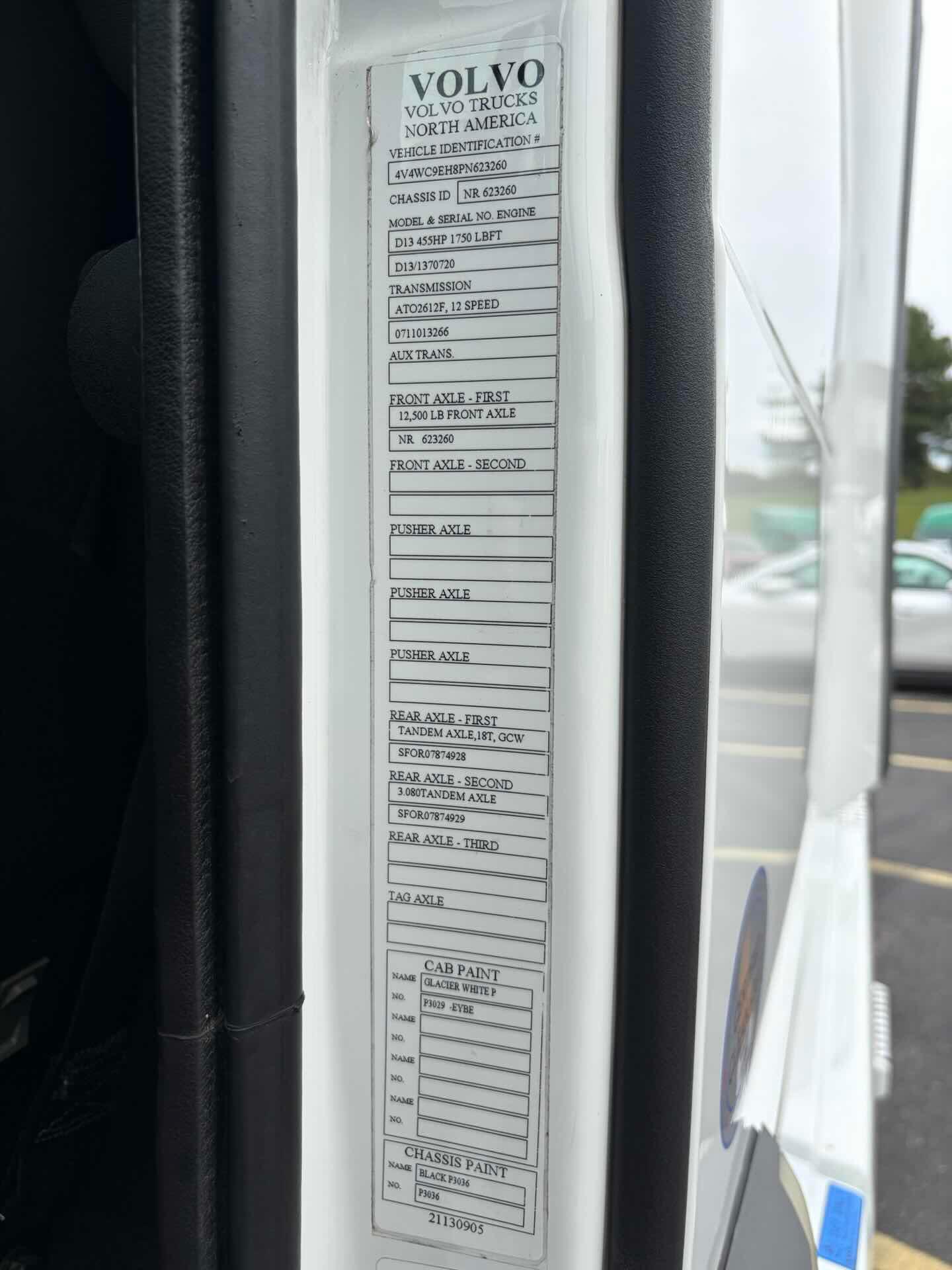 2023 Volvo in Fultondale, AL — photo 13